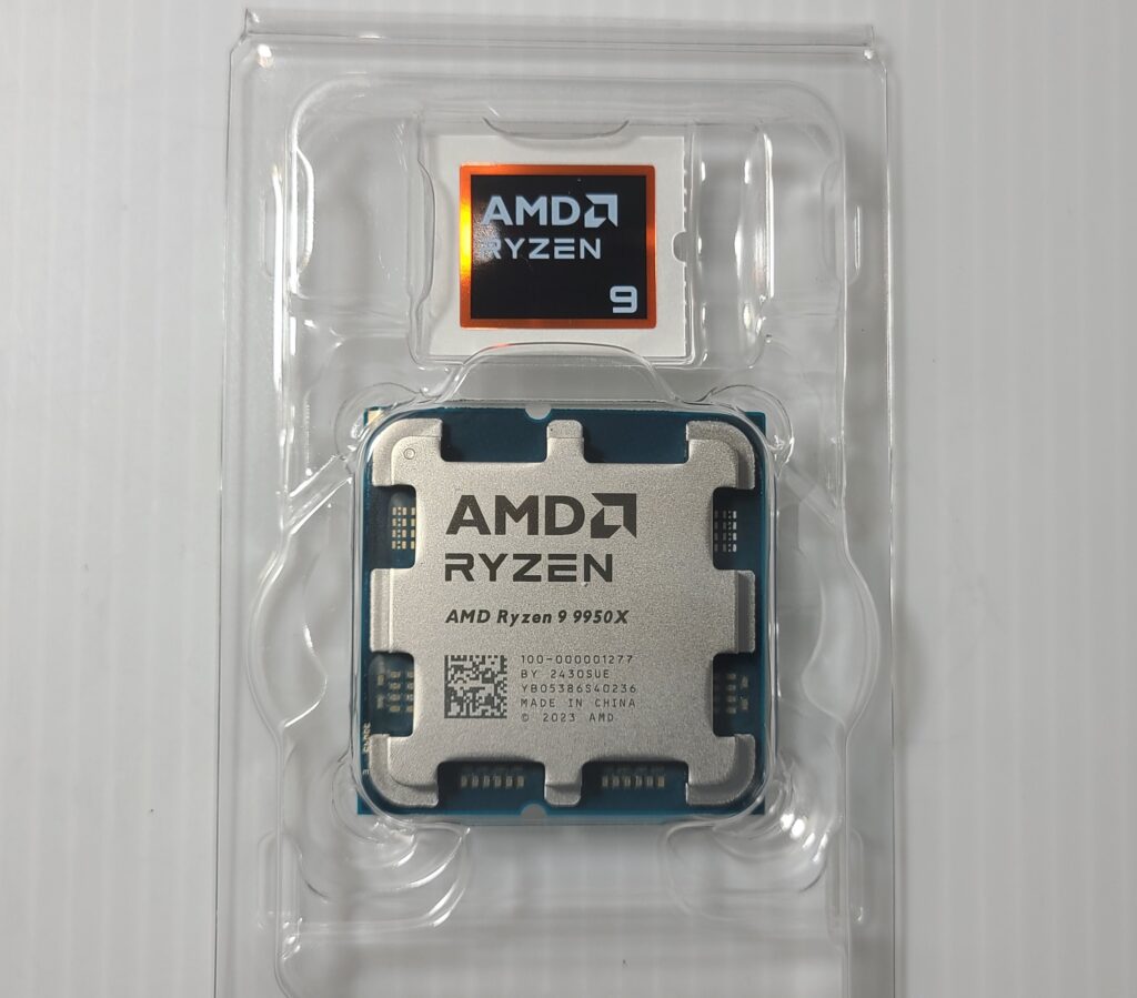 Ryzen 9 9950XのCPU本体